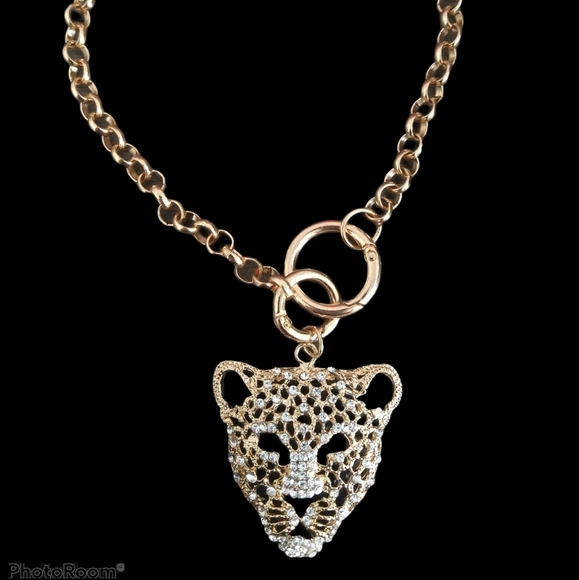 Gold Leopard Chain Necklace - Picture 1 of 2